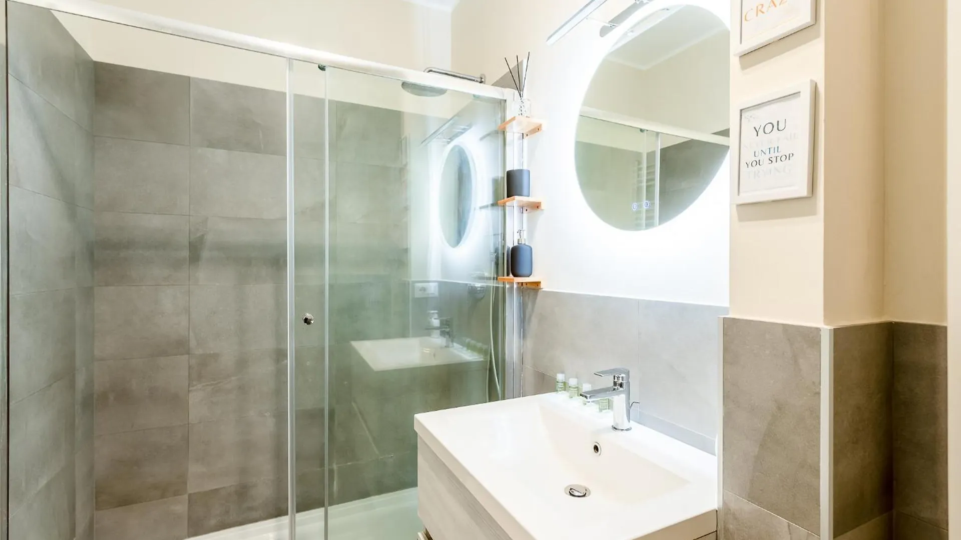 Carlotta Suite - Repubblica City Center By Innstay Milán Apartamento