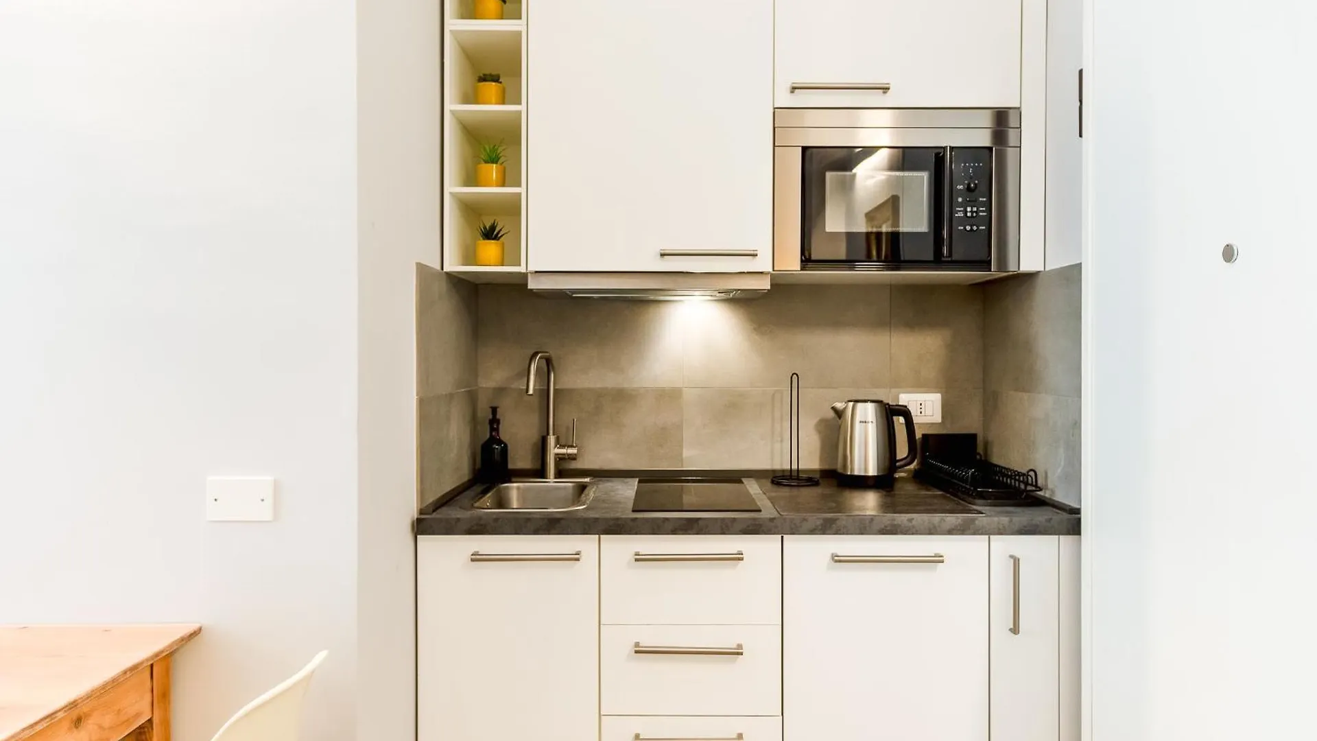Carlotta Suite - Repubblica City Center By Innstay Milán
