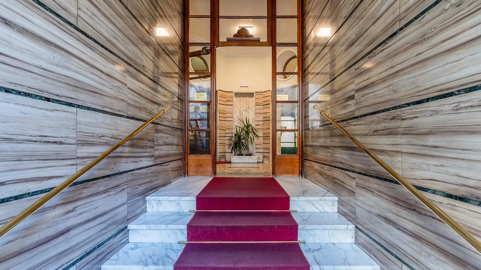 Carlotta Suite - Repubblica City Center By Innstay Milán Apartamento